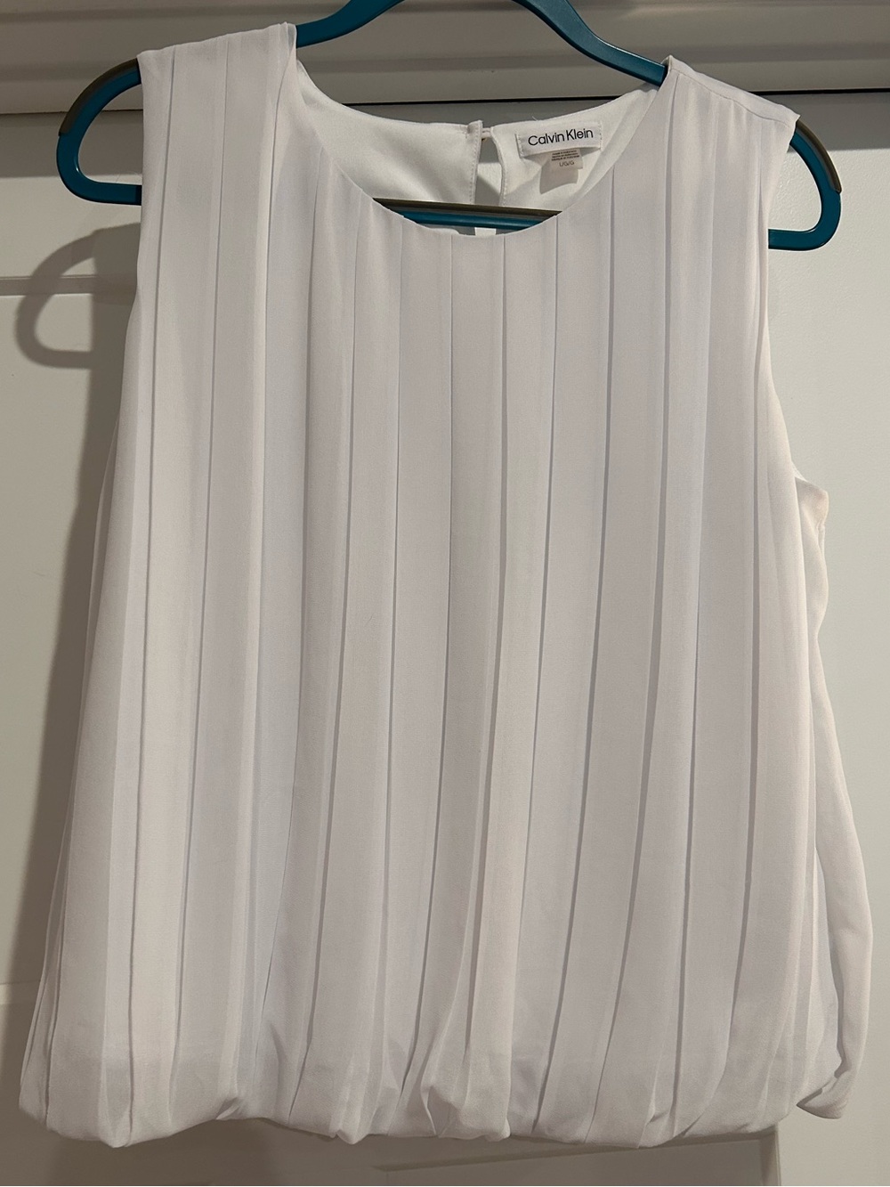 Calvin Klein White Pleated Sleeveless Camisole